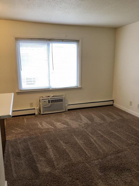 2007 W 1st St - Photo 3 of 9