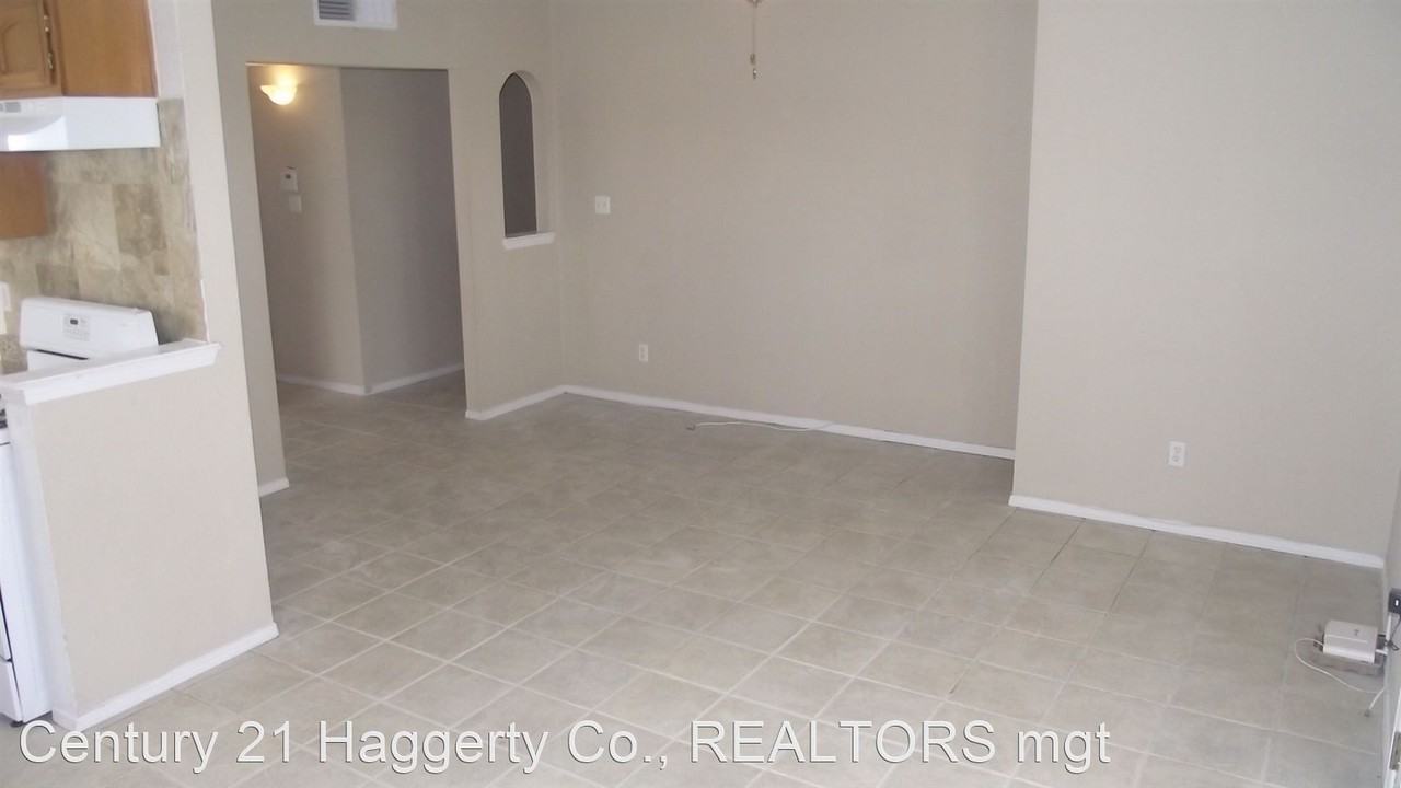 12348 Flora Alba Dr - Photo 2 of 13