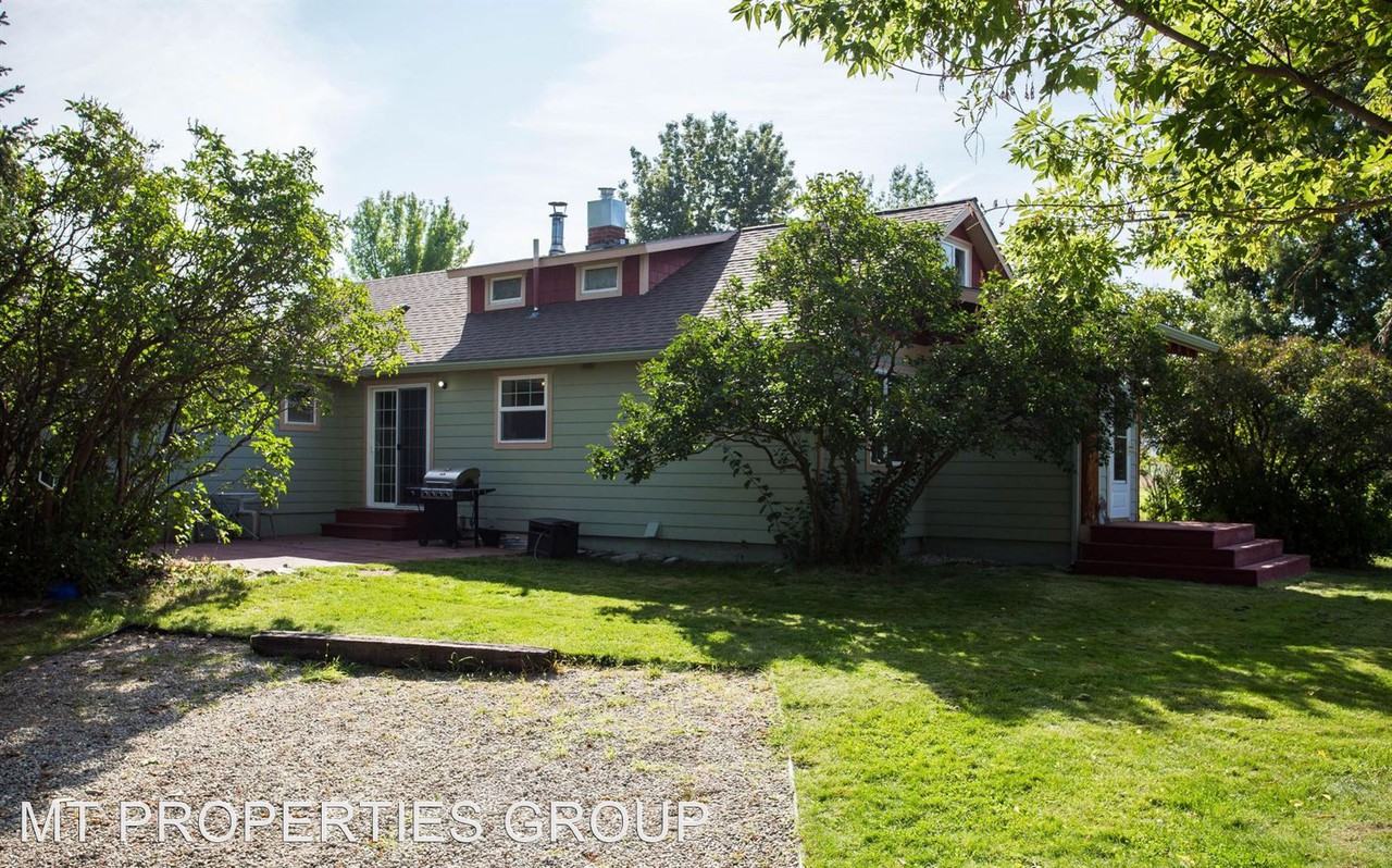 1248 Clover Ln - Photo 3 of 49