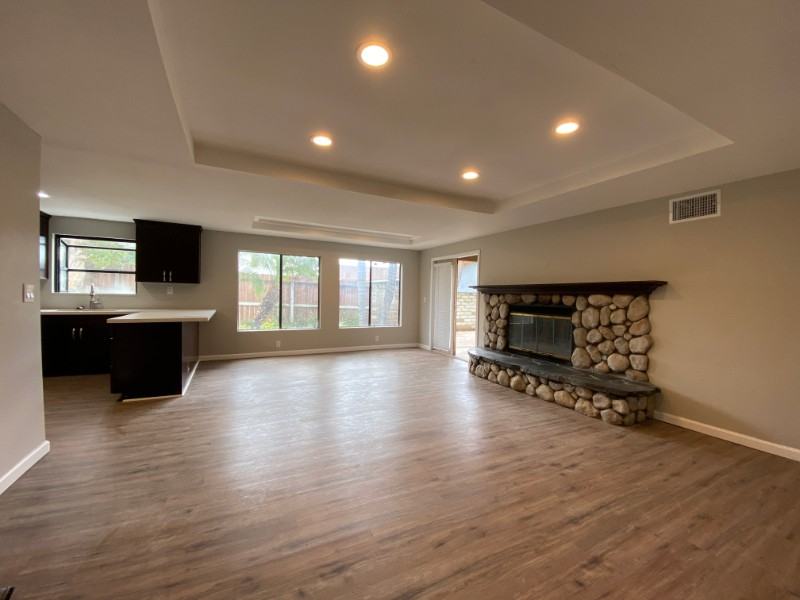 1806 Soto St - Photo 3 of 19