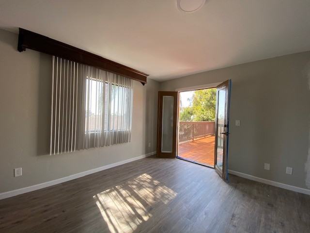 1806 Soto St - Photo 5 of 19