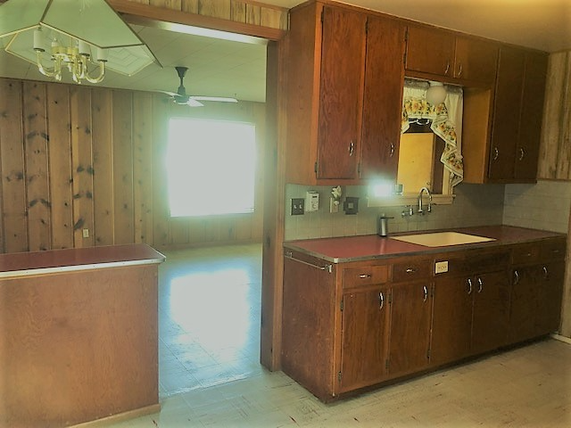 231 Wilcox Ave - Photo 7 of 8