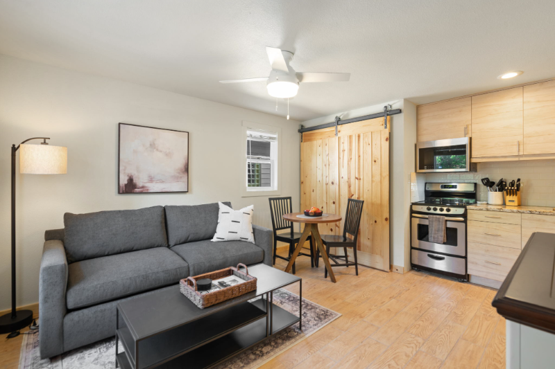 516 E 1st St - Photo 2 of 11