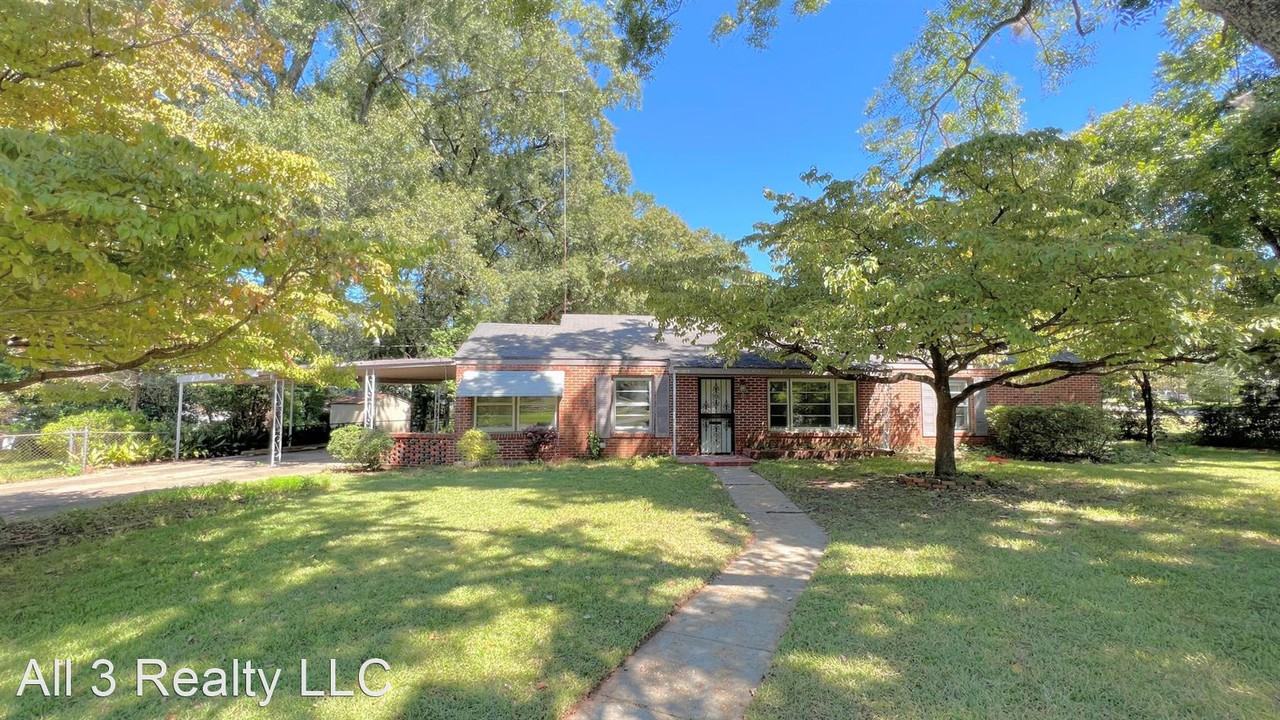 804 Hillman St - Photo 2 of 50