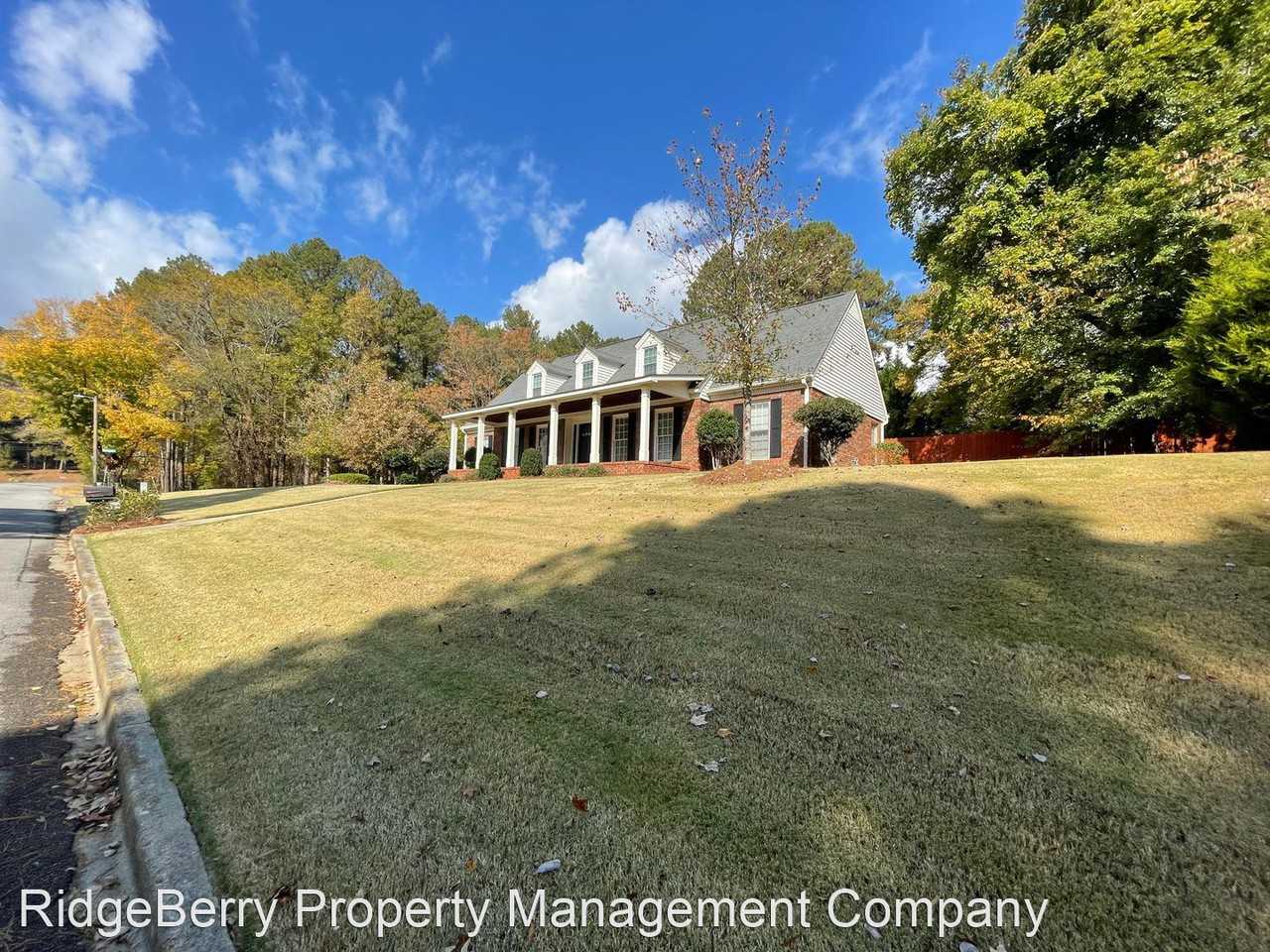 3 Valley Brook Dr Se - Photo 3 of 47
