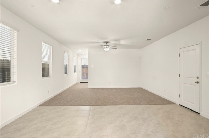 313 Sullivan Dr - Photo 2 of 15