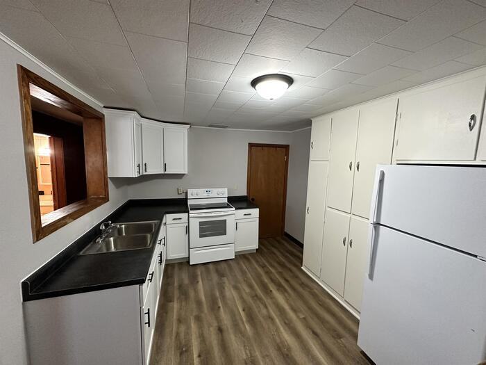 199 Baldwin St #A - Photo 2 of 5