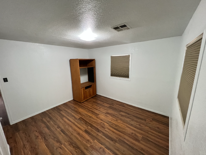 1301 N 2nd St - Photo 3 of 15