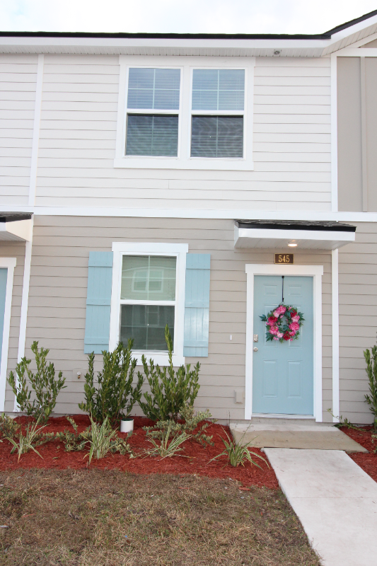 545 Running Woods St - Photo 2 of 32