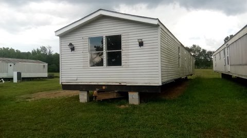 920 Power St - Photo 2 of 5