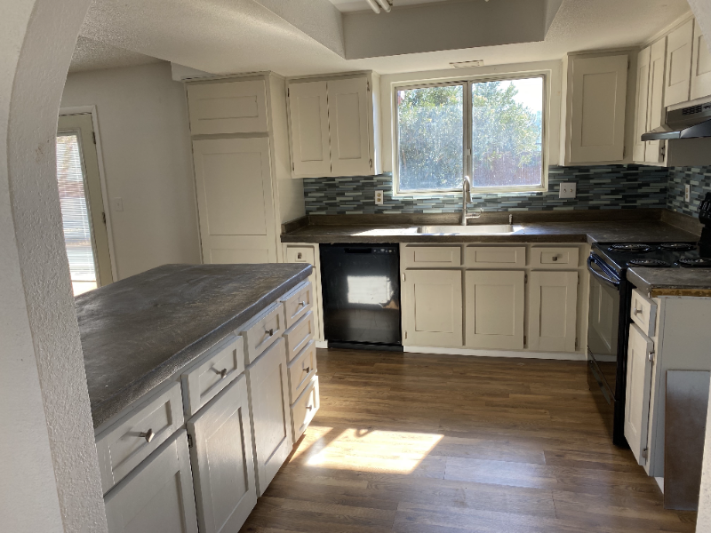 3871 W Mars St - Photo 4 of 16