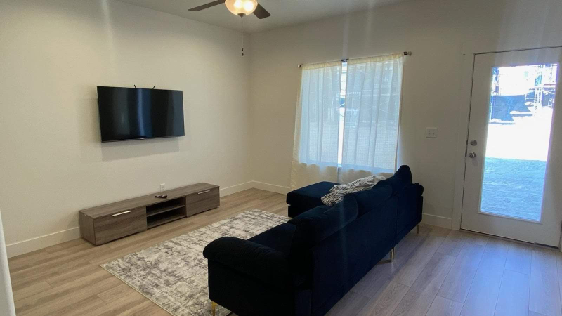 7215 N Hidden Loop Rd - Photo 4 of 17