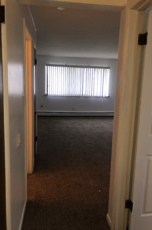 3913 W 124th Pl - Photo 5 of 8