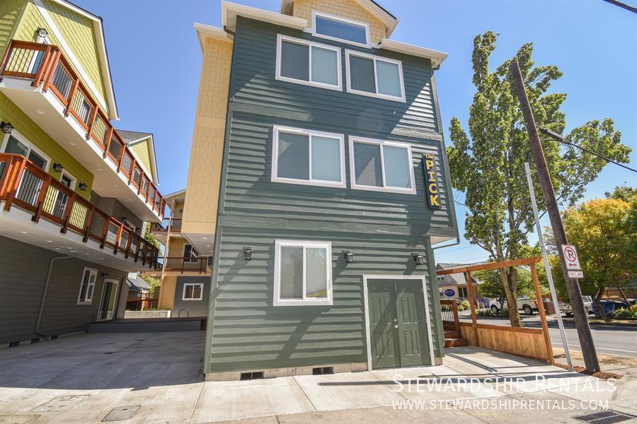 1797 Mill Aly - Photo 2 of 25