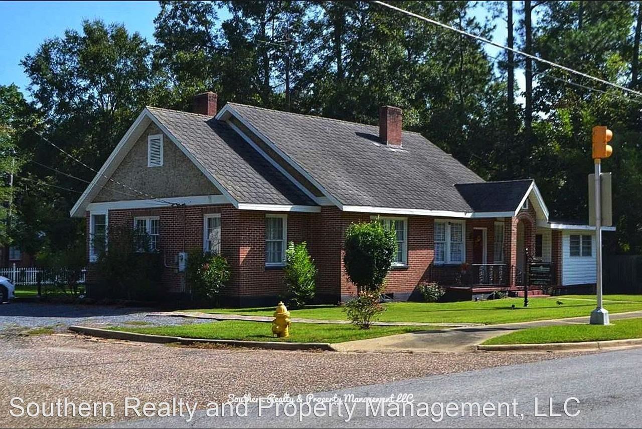 508 W Bridge St - Photo 2 of 24