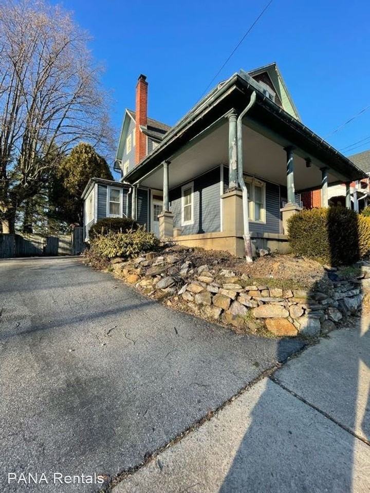 13 Mull Avenue - Photo 2 of 18