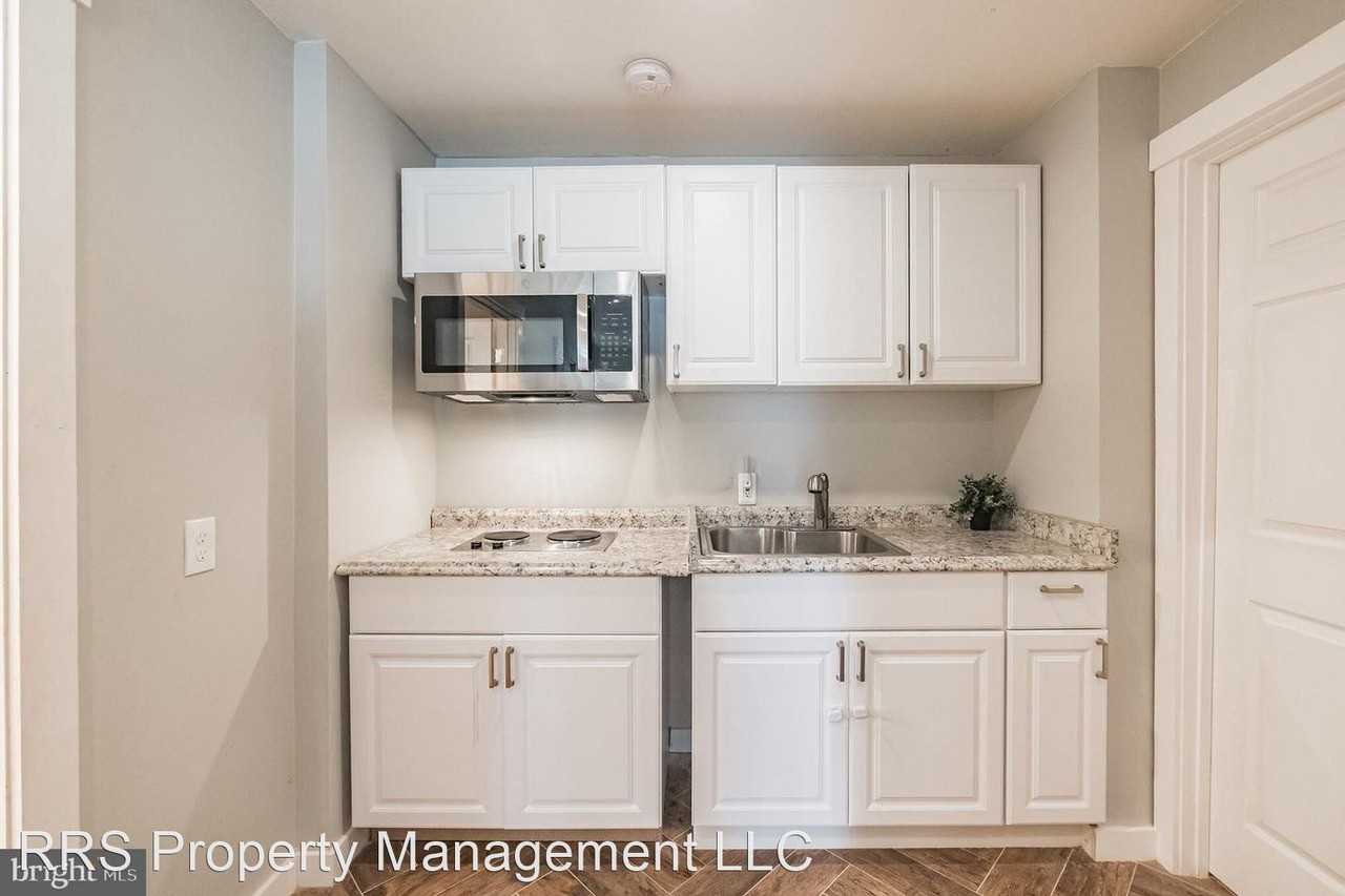 21209 Seneca Crossing Dr - Photo 2 of 4