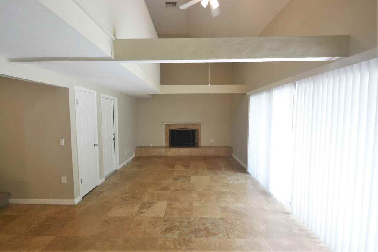 14901 Winterwind Dr - Photo 2 of 10