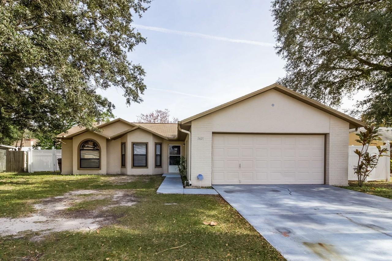 2621 Lanier Rd - Photo 2 of 19