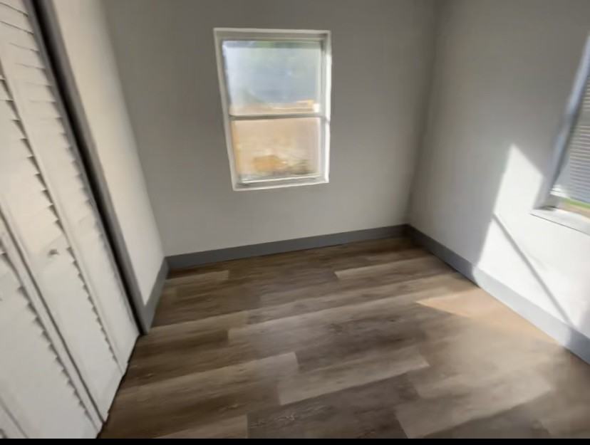 331 W Merritt Ave #1 - Photo 3 of 5