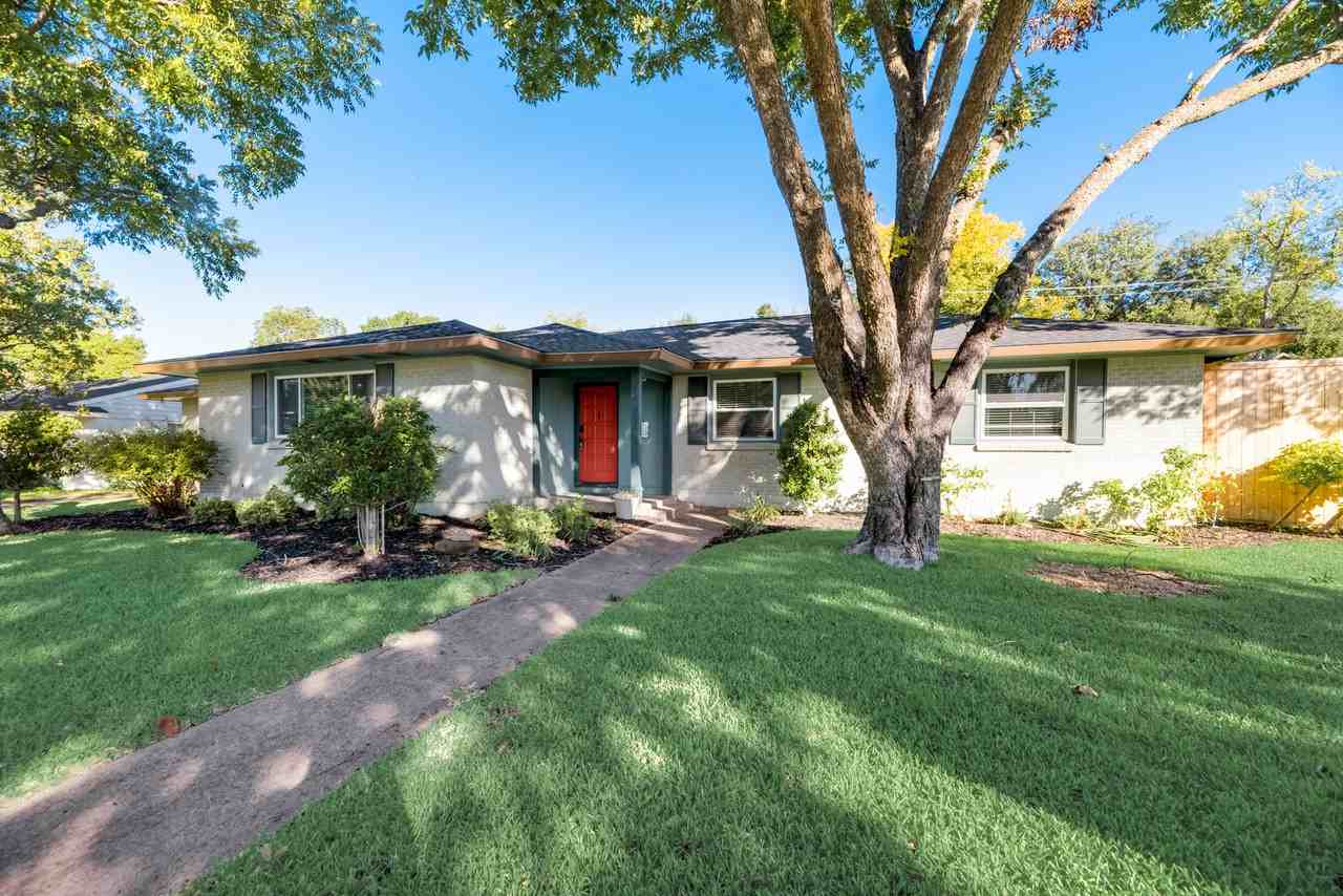 3611 Merrell Rd - Photo 3 of 42