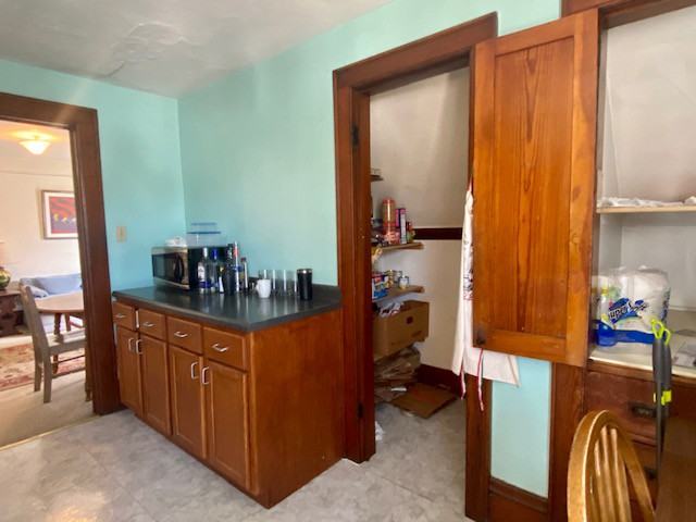 1215 Mound St #2 - Photo 6 of 12