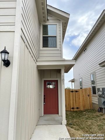 2207 Lynwood Bend San Antonio, Tx. 78245 - 101 #101 - Photo 2 of 26