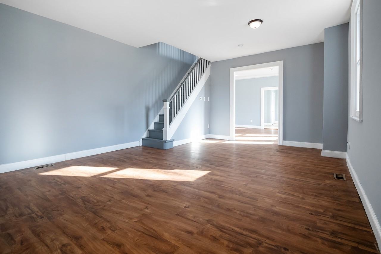 851 S 57th St #1 - Photo 6 of 41