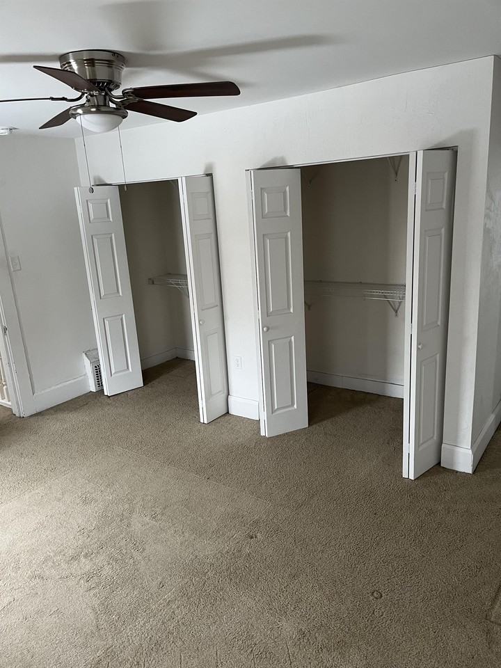 216 W 2nd St #2 - Photo 6 of 13