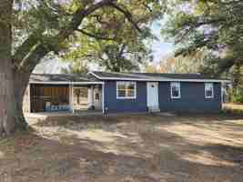 featured image of 1315 E Main St