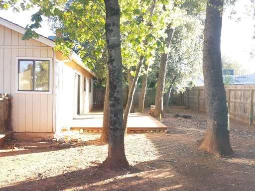 3910 Sunwood Dr - Photo 2 of 11