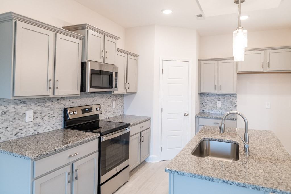 1454 Citadel Dr #1 - Photo 3 of 11