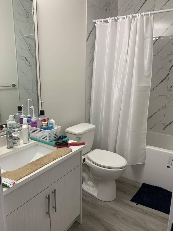 Newer 2 bed 1 bath basement suite*In - Photo 3 of 18