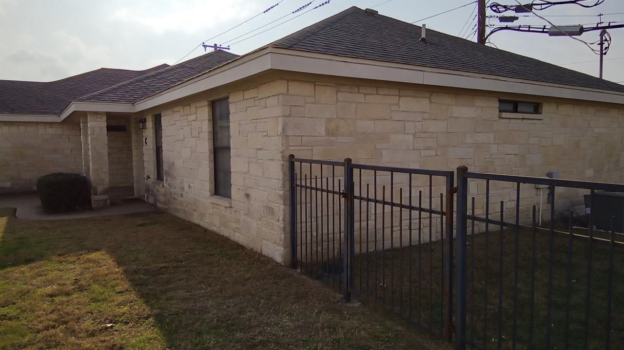 1901 N W S Young Dr #C - Photo 2 of 12