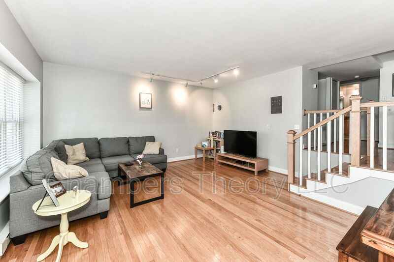 2630 Adams Mill Rd Nw #T03 - Photo 4 of 25