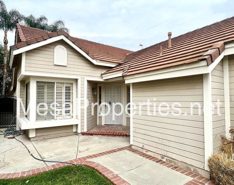 6756 Wrangler Rd - Photo 3 of 19