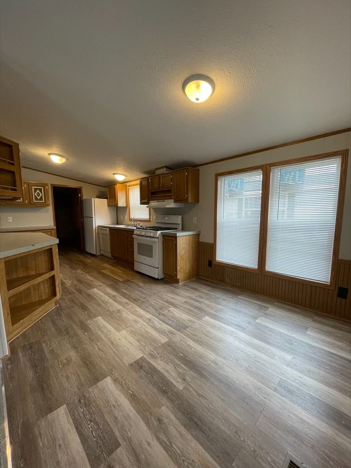 Whittaker Oaks Homes 512 283 Red Oak Court 512, Whittaker, MI 48190