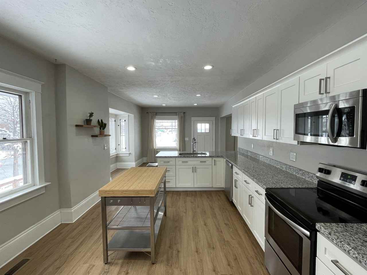 737 E Wilson Ave #1 - Photo 6 of 18