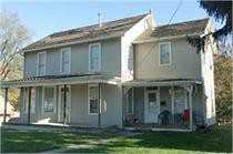 217 1/2 Lombard St #UPPER