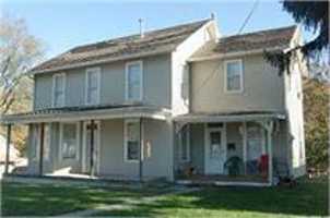 featured image of 217 1/2 Lombard St #UPPER