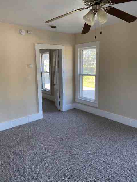 217 1/2 Lombard St - Photo 3 of 19