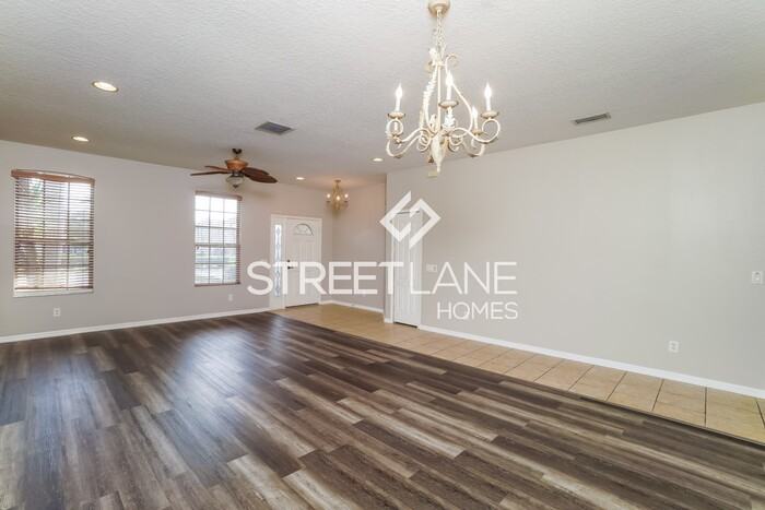 2841 Manning Dr - Photo 3 of 15