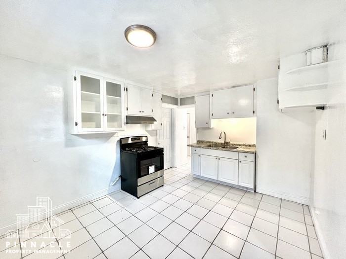 4157 W 162nd St #HALF - Photo 2 of 16
