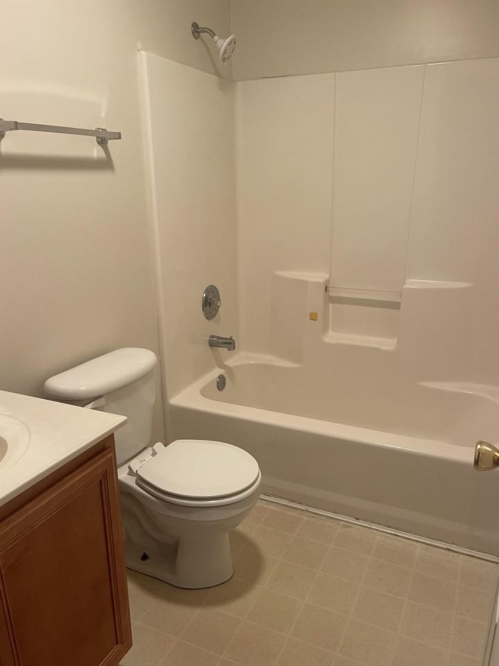 1022 Granite Ct #1 - Photo 6 of 11