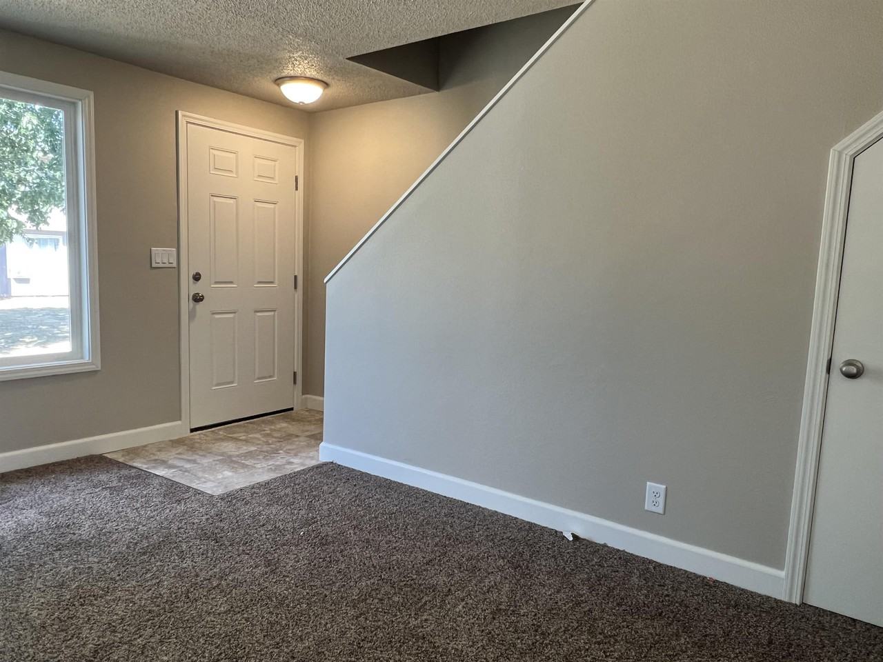 2102 Jefferson St Se #2102 - Photo 6 of 9