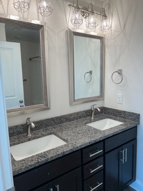 818 Fairview Dr #2 - Photo 4 of 8