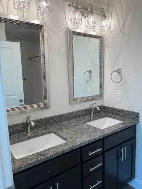 818 Fairview Dr #4 - Photo 7 of 8