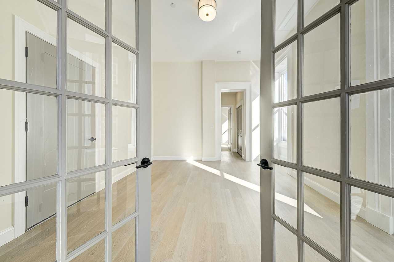 The Legion - Photo 6 of 26