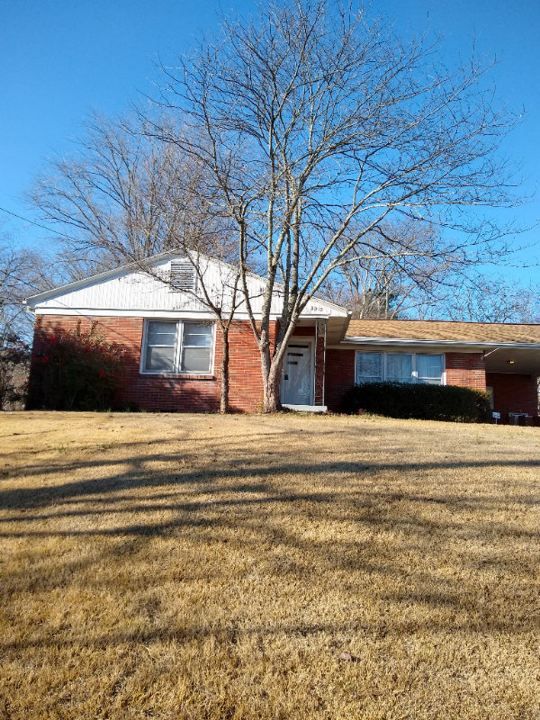 2212 N Greenwood Dr, Johnson City, TN 37604 3 Bedroom House for 1,595