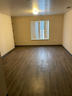 2309 W 19th St - Photo 4 of 8